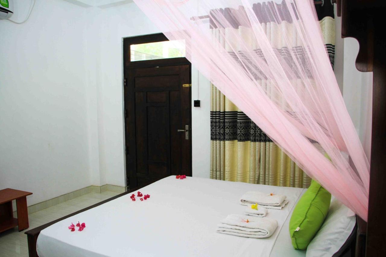 Miracle Home Stay Дамбулла Экстерьер фото