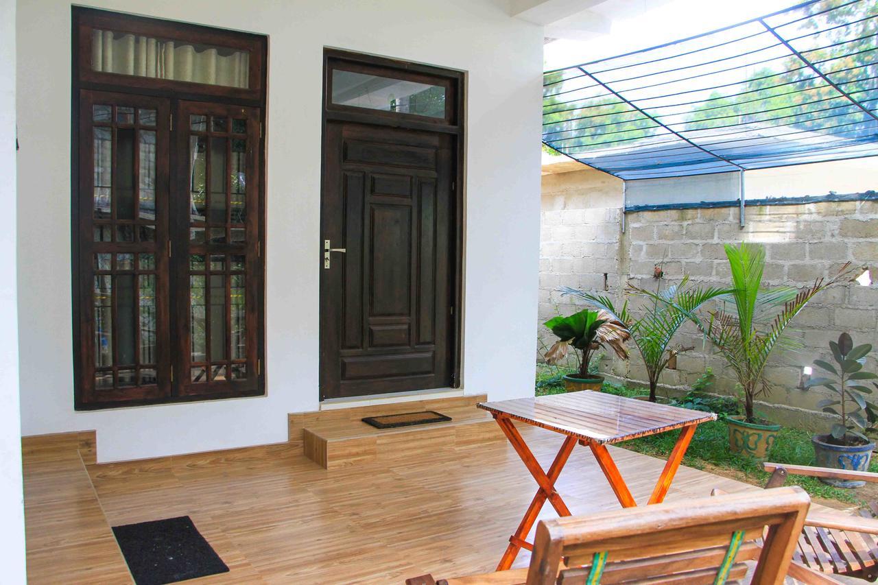 Miracle Home Stay Дамбулла Экстерьер фото